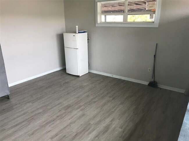 Foto del edificio - 942 Cedar St