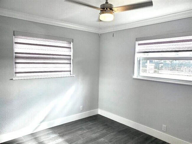 Foto del edificio - 2609 NW 9th Ave