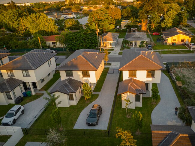 Foto del edificio - 18020 SW 103rd Ave