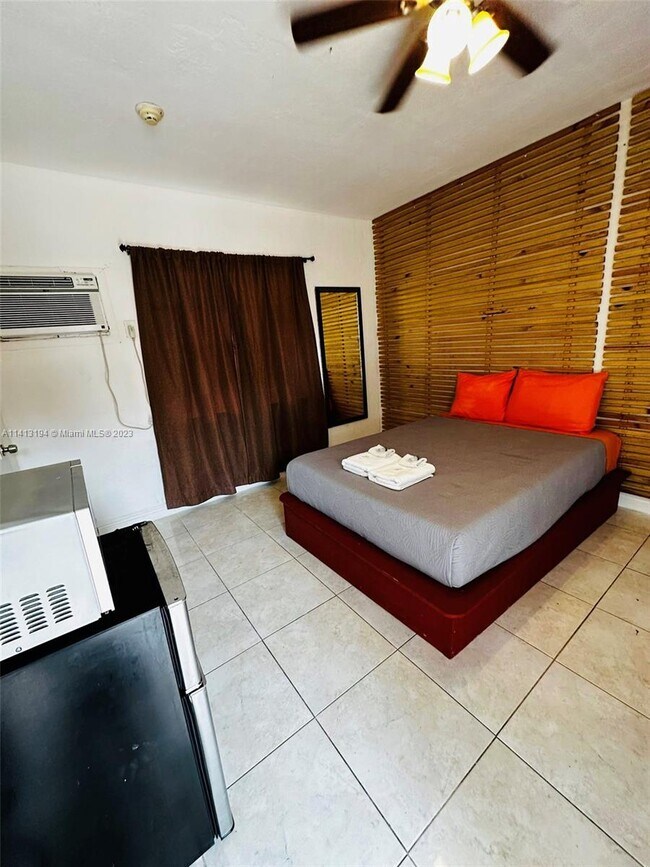 Foto del edificio - 380 S Federal Hwy