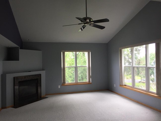 Building Photo - 7718 Lois Lowry Ln