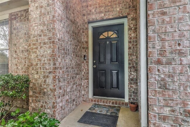 Building Photo - 16118 Copper Gables Ln