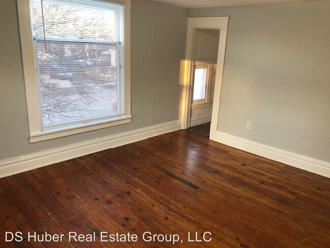 Building Photo - 219 E Oakland Ave