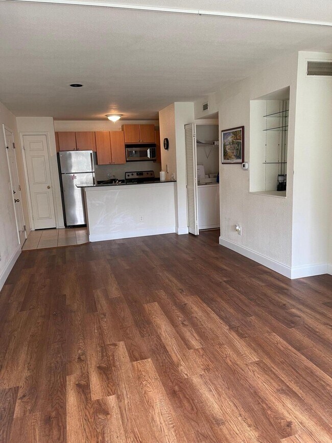 Building Photo - 1740 Palm Cove Blvd