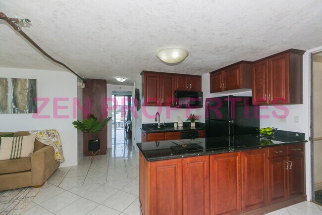 Foto del edificio - furnished 1 bedroom, 1 bath unit at Island Colony for rent.