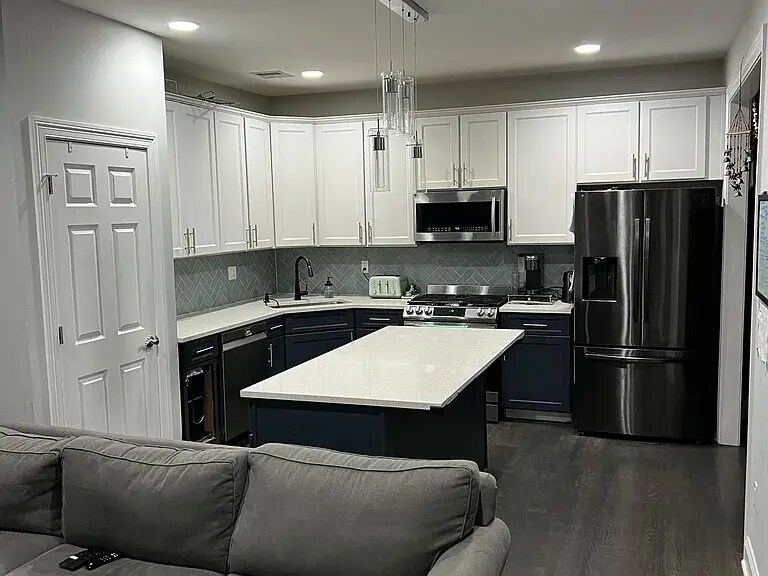 144 Harding Ave, Edison, NJ 08820 Townhome Rentals in Edison NJ