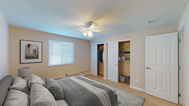 Building Photo - Armor Heights