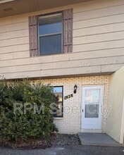 Building Photo - 1928 N Salem Ave