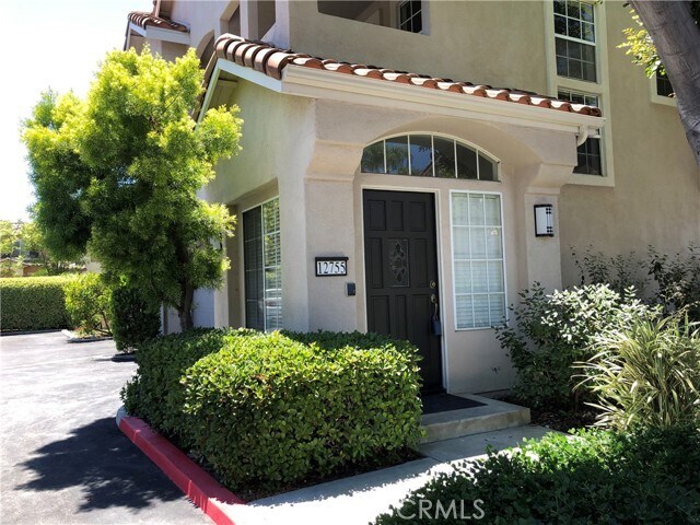 Primary Photo - 12755 Doral