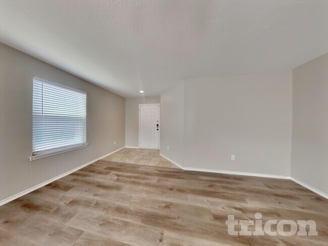 Building Photo - 2028 Brandywine Dr
