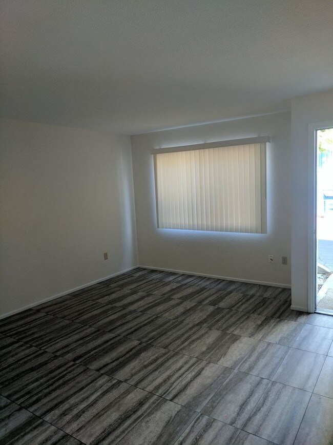 Building Photo - 269 Lado De Loma Dr