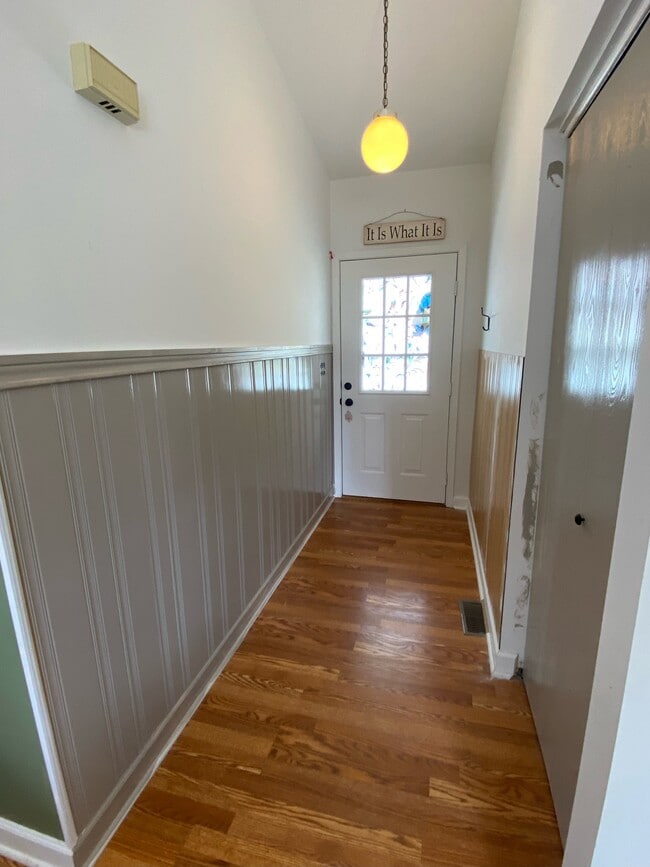 entry way. It will be completed. - 821 Dartmouth Dr