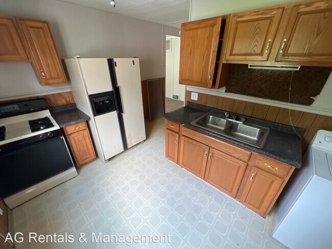 Building Photo - 3 br, 1 bath House - 1608 Babcock Dr