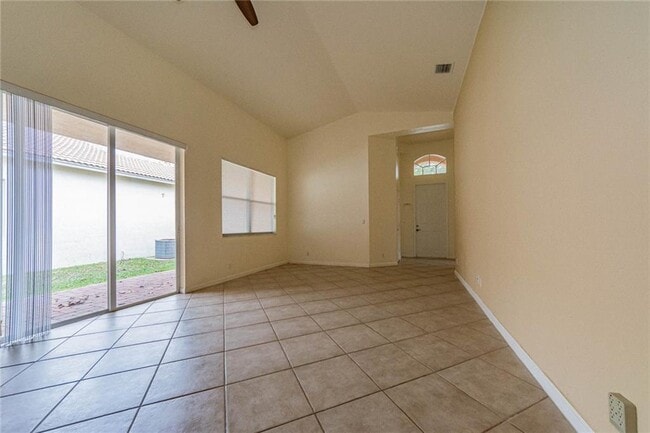 Building Photo - 5717 Spanish River Rd