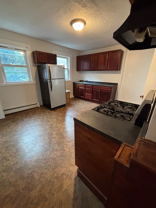 Building Photo - 101 Bristol St