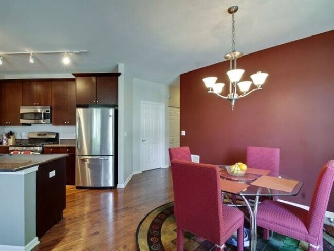 Foto del edificio - 1451 S Halsted St