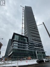 Building Photo - 448 Burnhamthorpe Rd W