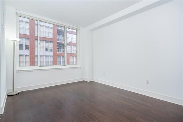 Foto del edificio - 1100 Maxwell Ln