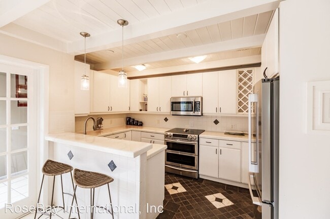 Building Photo - 3 br, 3 bath House - 659 Avenida De Mayo