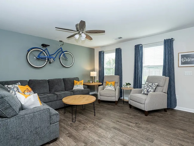 Building Photo - 408 Maplestead Farms Ct