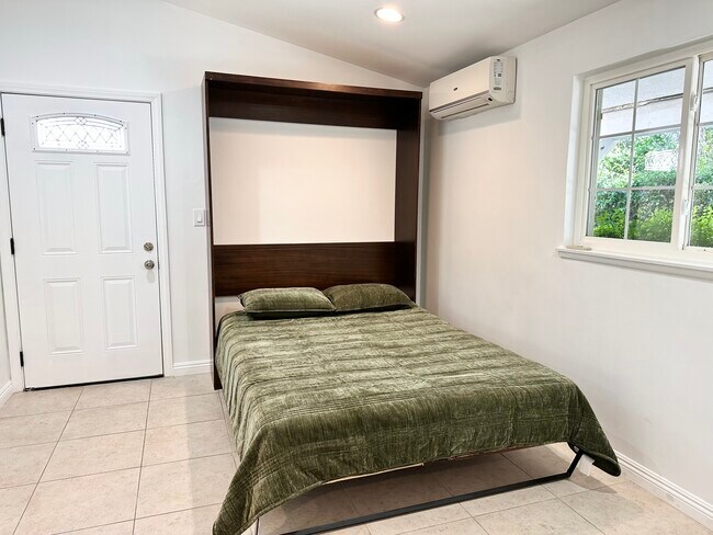 Foto del edificio - 20425 Aetna St