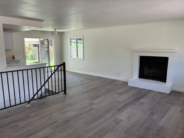 Living Room - 2858 Hartwick Cir