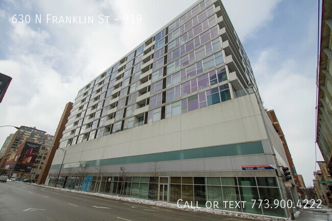 Photo - 630 N Franklin St Apartment