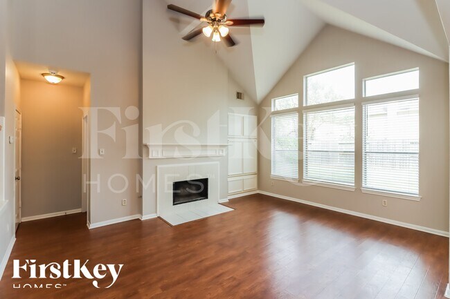 Foto del edificio - 14115 Ivy Bluff Ct