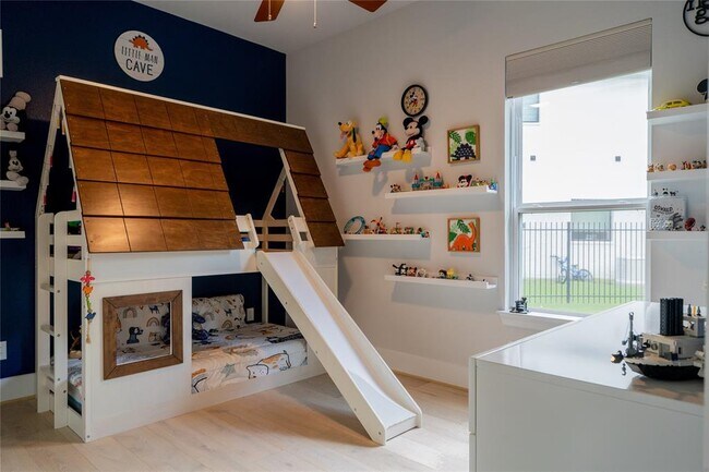 Building Photo - 96 Madrone Terrace Pl