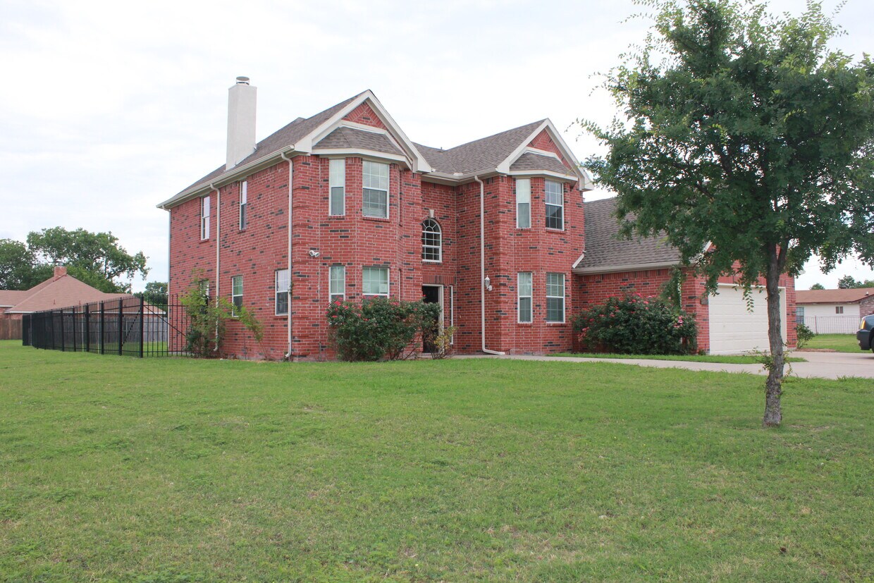 2606 Fuqua Rd, Rowlett, TX 75088 House Rental in Rowlett, TX