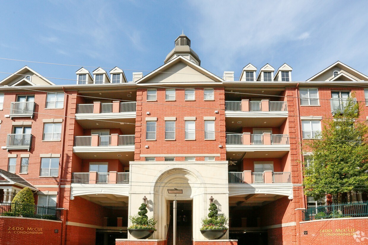 Foto principal - 2400 McCue Rd