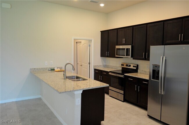 Building Photo - 3722 NE 16th Pl