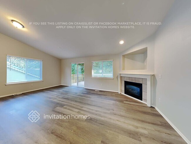 Building Photo - 13826 93rd Ave E