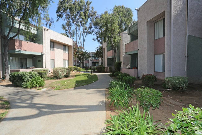 Patio - San Gabriel Villa