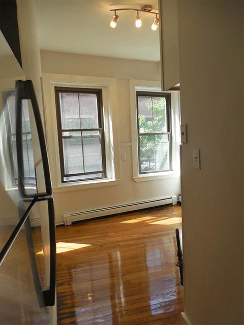 Foto del edificio - 112 Willow St