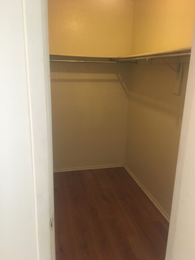 Foto del edificio - Hampshire Apartments