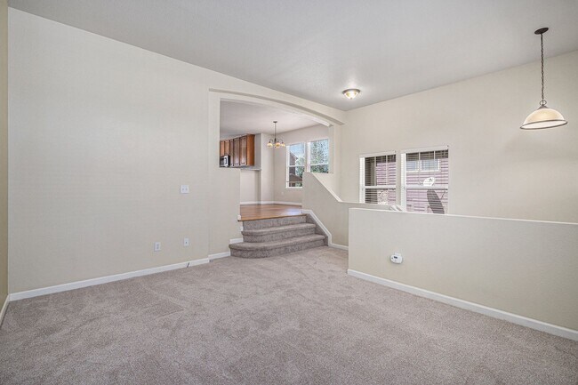 Foto del edificio - Spacious 3 bedroom in the heart of Castle ...