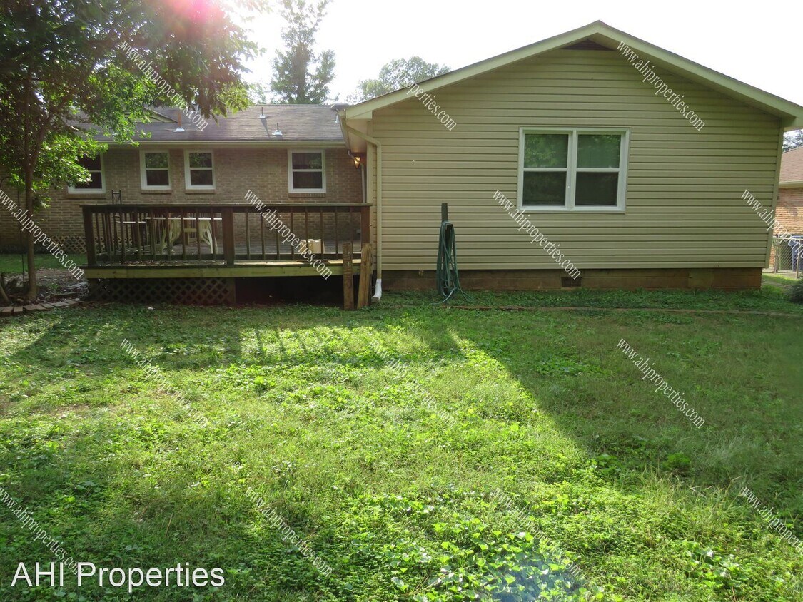 Building Photo - 3 br, 2 bath House - 7805 Perry Street