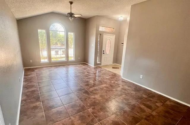 Foto del edificio - 10216 Tustin Terrace