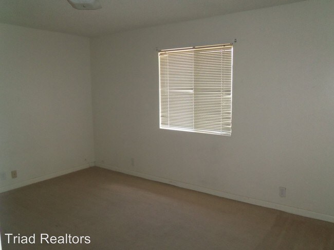 Building Photo - 6650 Maricopa Dr