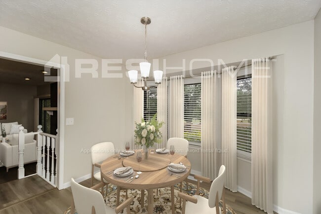 Foto del edificio - 4087 Essex Dr