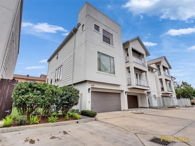 Building Photo - 6108 Potomac Enclave Dr