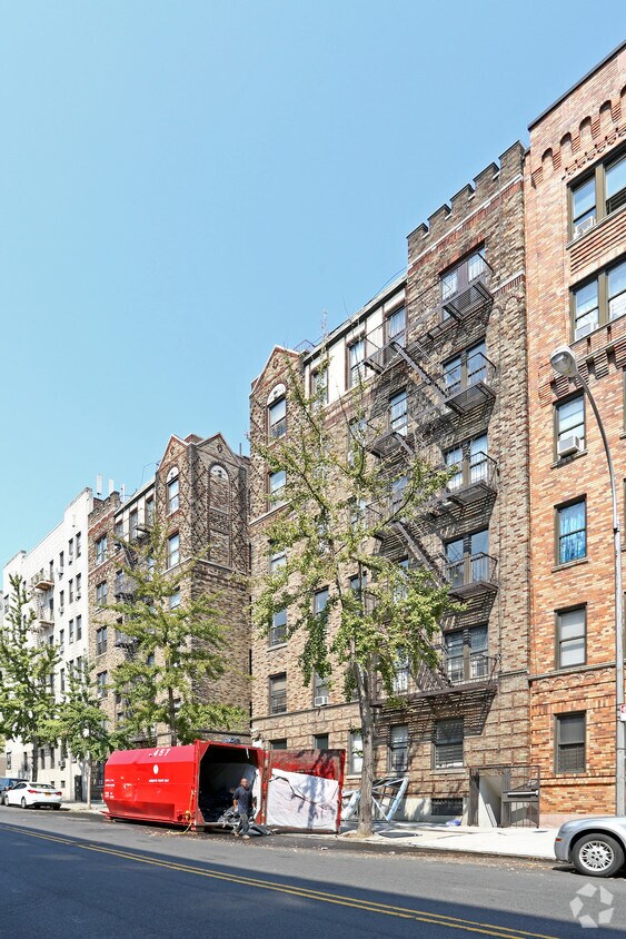 72 Seaman Ave, New York, NY 10034 Apartments in New York, NY