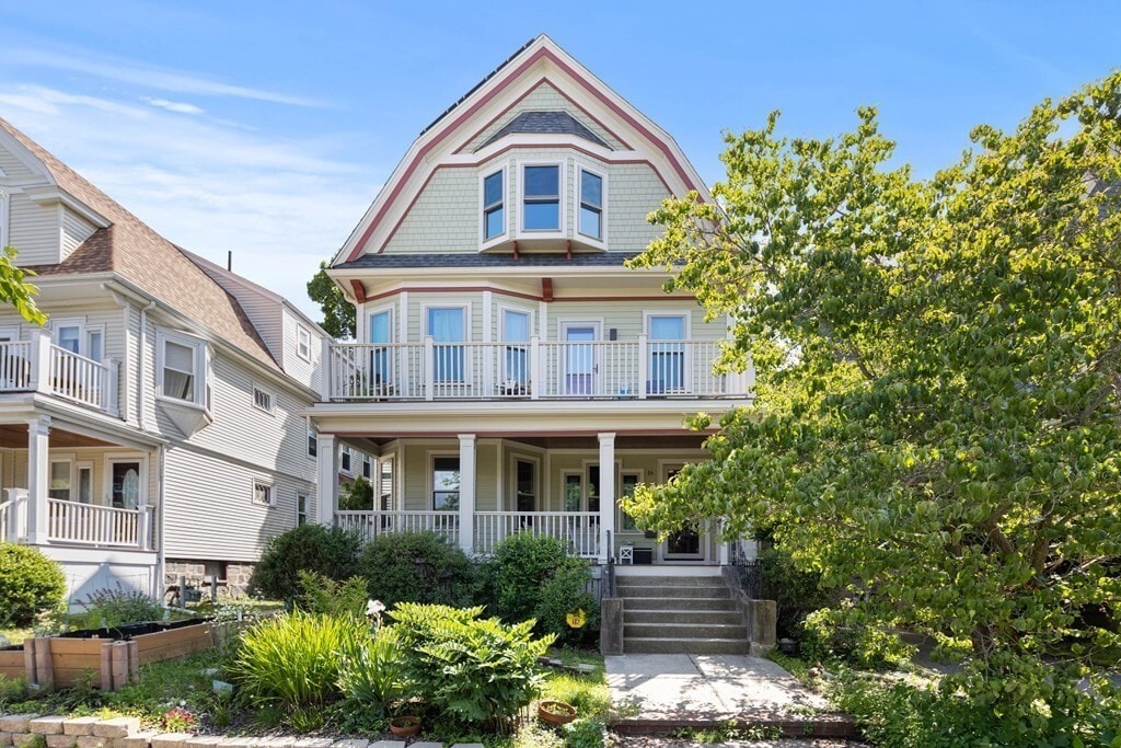 16 Powder House Blvd Unit 1, Somerville, MA 02144 Condo for Rent in