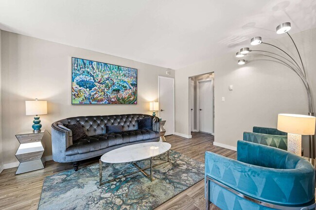 aldea del arroyo-11 - Creek Village Apartments