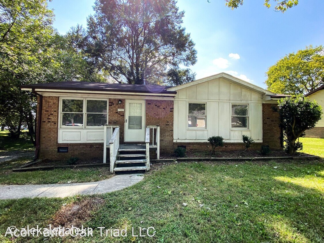 Foto principal - 611 W Whittington St