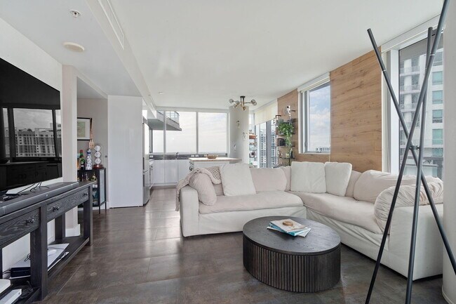 Foto del edificio - 92 SW 3rd St