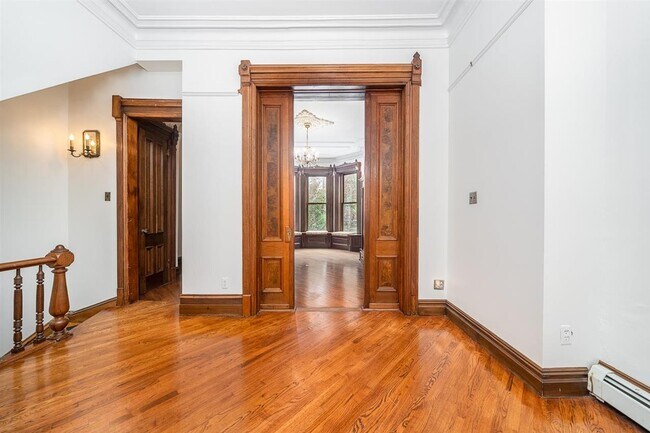Foto del edificio - 1033 Bloomfield St