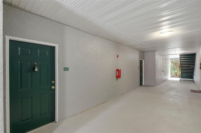 Foto del edificio - 18001 Richmond Pl Dr