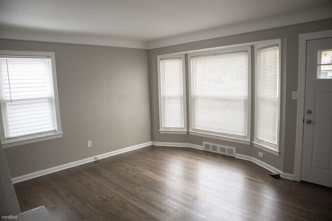 Foto del edificio - 3 br, 2 bath House - 213 East Webster Road